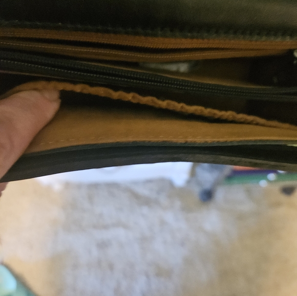 Patricia Nash Crossbody - Picture 6 of 7